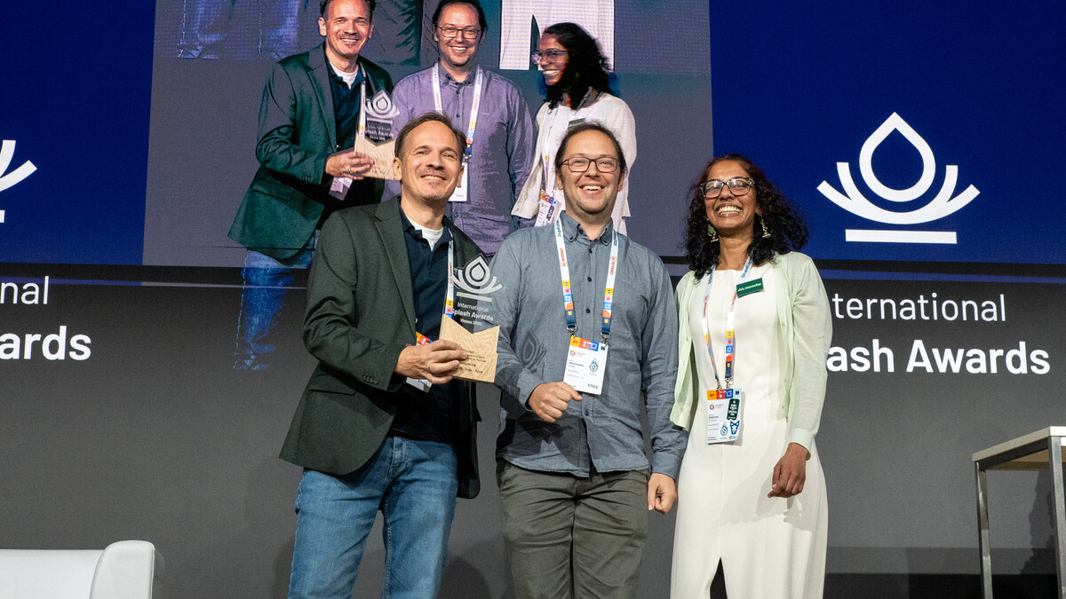 Accepting the award at the International Splash Awards 2025 in Vienna