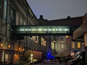 Alte Münze - "There are far better things ahead than any we leave behind"