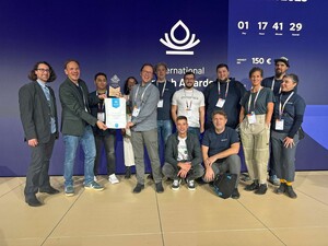 © drunomics GmbH / Hilmar Kári Hallbjörnsson
Quelle: drunomics GmbH Der internationale Splash Award 2025 für mossbo wurde im Rahmen der DrupalCon im Austria Center Vienna verliehen.